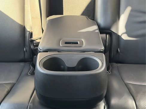 Used 2019 Dodge Journey GT image 16