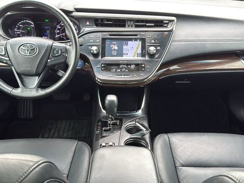 Used 2015 Toyota Avalon XLE Touring FWD image 18