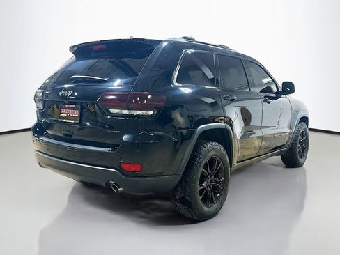 Used 2018 Jeep Grand Cherokee Limited w/ Luxury Group II image 7