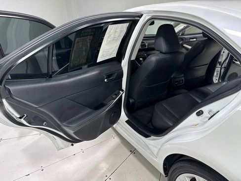 Used 2015 Lexus IS 250 RWD image 23