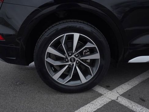 Used 2022 Audi Q5 2.0T Premium w/ Convenience Package image 40