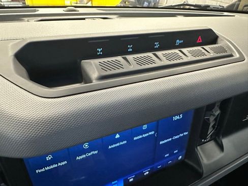 Used 2022 Ford Bronco Everglades AWD/4WD image 25