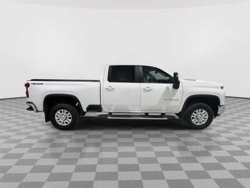 Used 2024 Chevrolet Silverado 3500 LT w/ Convenience Package image 6