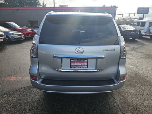 Used 2017 Lexus GX 460 image 25