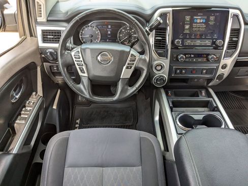 Used 2021 Nissan Titan SV w/ SV Convenience Package image 29
