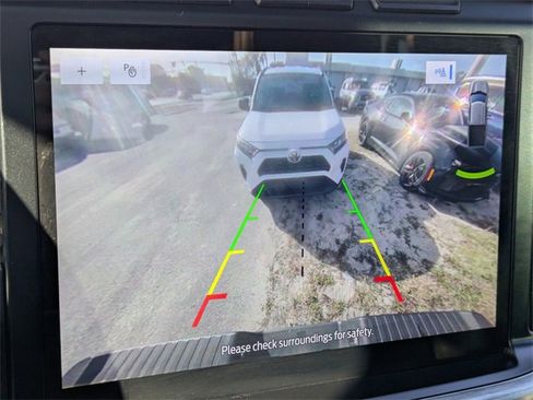 Used 2021 Ford F150 Lariat w/ Equipment Group 502A High image 24