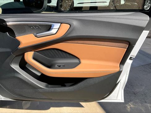 Used 2025 Audi A5 2.0T Premium Plus image 23