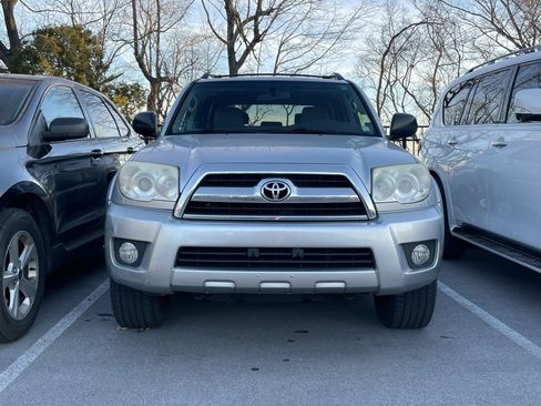 Used 2008 Toyota 4Runner SR5 image 2