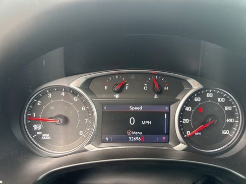 Used 2022 GMC Terrain SLT w/ Infotainment Package II image 17