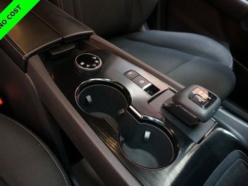 Used 2023 Nissan Rogue S image 51