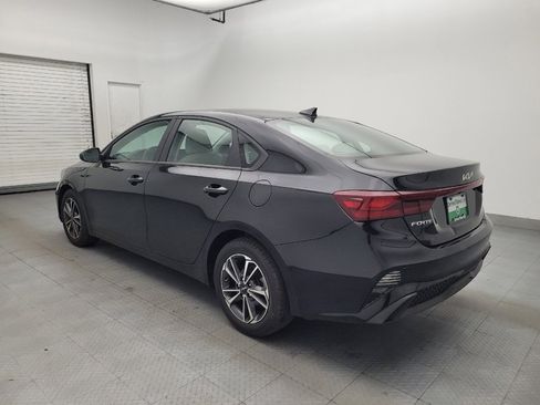 Used 2022 Kia Forte LXS FWD image 5