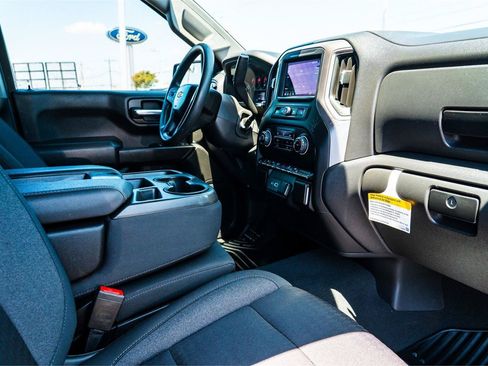 Used 2022 Chevrolet Silverado 1500 Custom RWD image 29