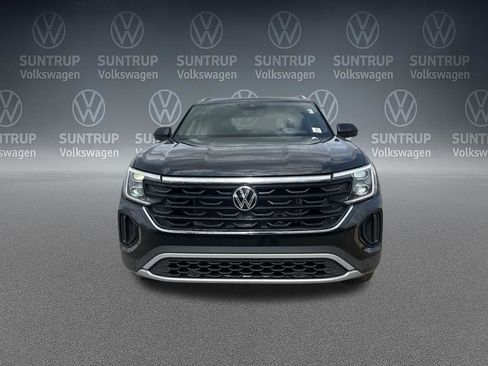 Used 2025 Volkswagen Atlas Cross Sport SEL AWD/4WD image 42