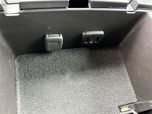 Used 2018 Chevrolet Silverado 1500 LT w/ LPO, Street Package image 32