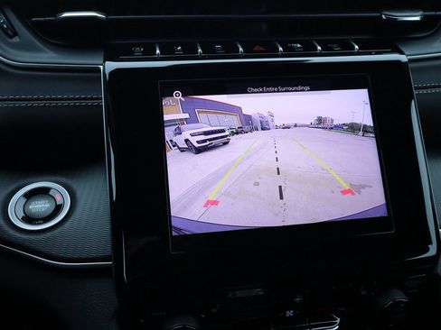 New 2025 Jeep Grand Cherokee Altitude image 6