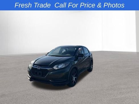 Used 2018 Honda HR-V LX image 1