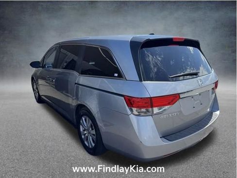 Used 2016 Honda Odyssey SE image 2