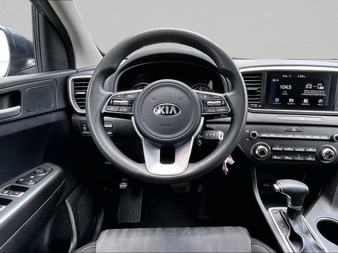 Used 2020 Kia Sportage LX AWD/4WD image 8