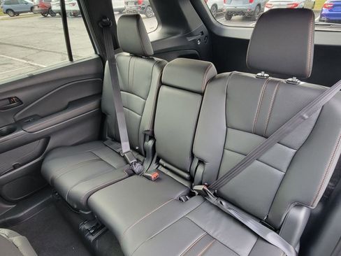 Used 2023 Honda Passport TrailSport image 24