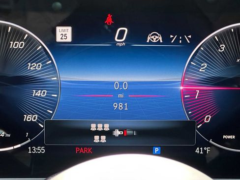 Used 2026 Mercedes-Benz GLS 580 4MATIC image 28