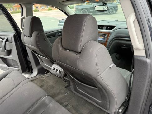 Used 2013 Chevrolet Traverse LT image 17