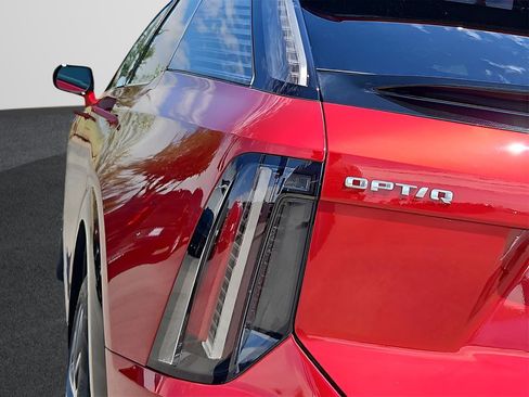 New 2025 Cadillac Optiq Sport 1 image 9