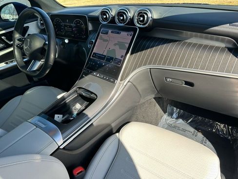 Used 2023 Mercedes-Benz GLC 300 image 18