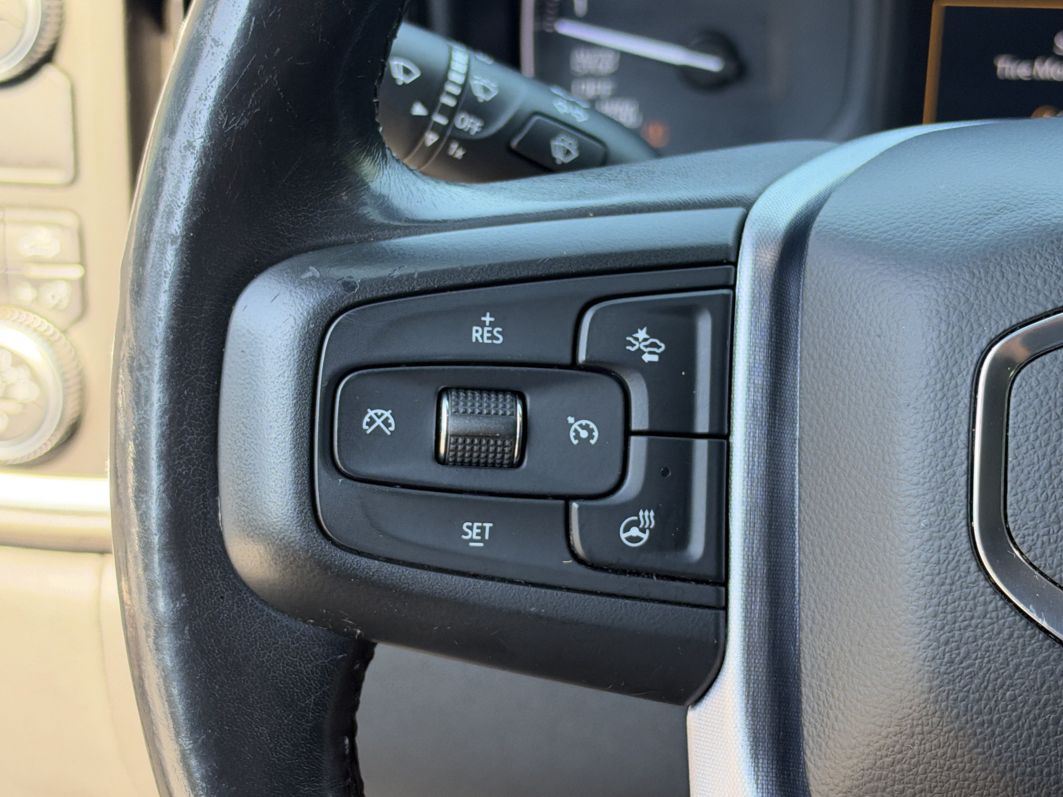 Used 2019 GMC Sierra 1500 SLT w/ SLT Premium Plus Package RWD image 29