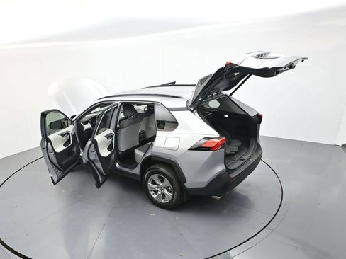 Used 2025 Toyota RAV4 XLE w/ Convenience Package FWD image 36