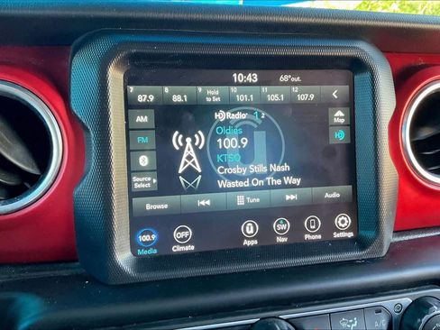 Used 2020 Jeep Wrangler Unlimited Rubicon image 25