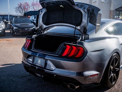 Used 2022 Ford Mustang Shelby GT500 w/ Carbon Fiber Track Pack image 27