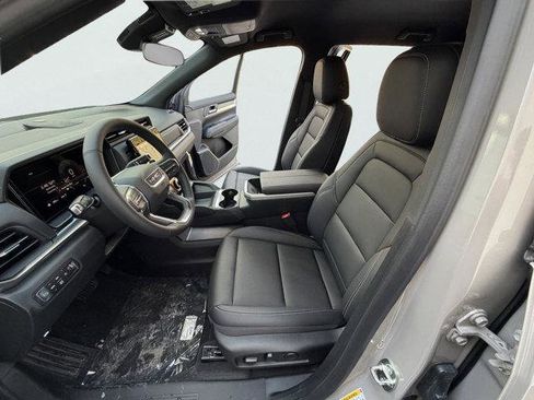 New 2026 GMC Terrain Elevation w/ Elevation Premium Package image 9