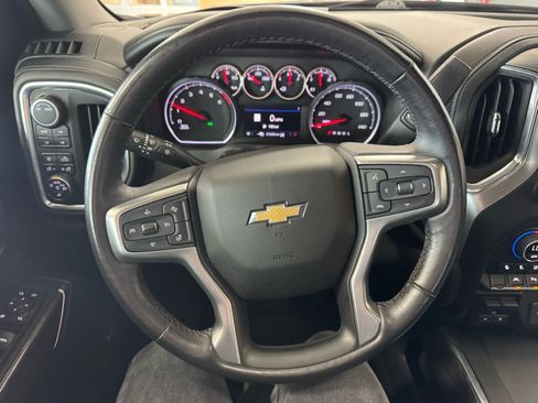 Used 2022 Chevrolet Silverado 1500 LTZ w/ LTZ Premium Package AWD/4WD image 29