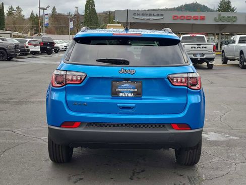 New 2026 Jeep Compass Latitude image 13