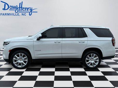 Used 2021 Chevrolet Tahoe High Country w/ Premium Package AWD/4WD image 2