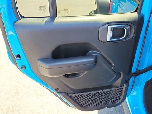 Used 2021 Jeep Wrangler Unlimited Freedom Edition image 9