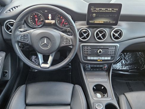 Used 2019 Mercedes-Benz CLA 250 4MATIC image 28