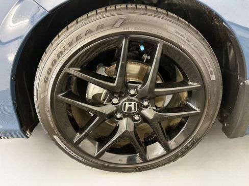 Used 2025 Honda Civic Sport image 34