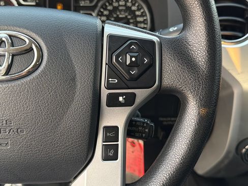 Used 2020 Toyota Tundra SR5 w/ SR5 Convenience Package AWD/4WD image 23