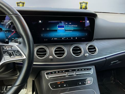 Used 2023 Mercedes-Benz E 450 4MATIC Sedan image 13