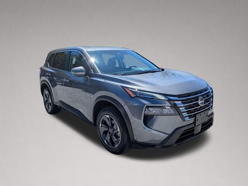 Used 2025 Nissan Rogue SV FWD image 1