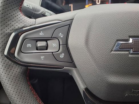 New 2026 Chevrolet Trax RS w/ Sunroof Package image 18