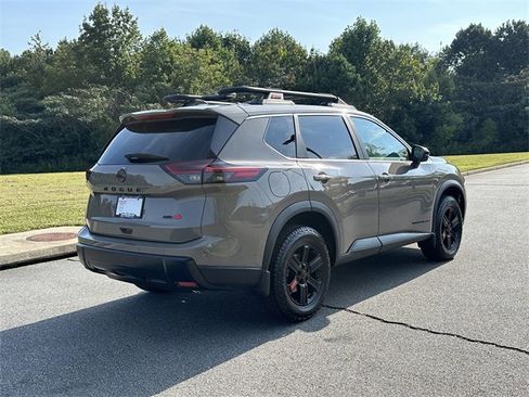Certified 2025 Nissan Rogue SV w/ Rock Creek Premium Package image 6