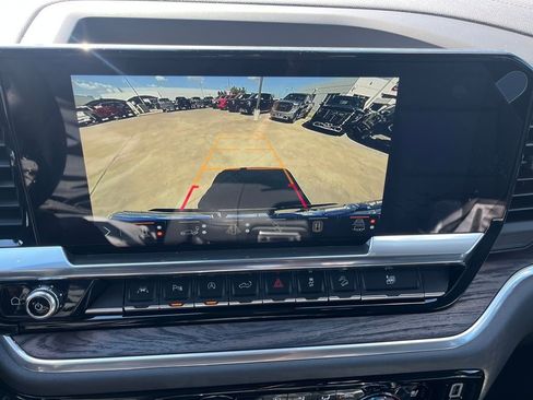 New 2026 GMC Sierra 1500 SLT image 21