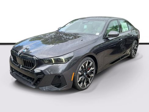 New 2027 BMW 540i xDrive w/ M Sport Package AWD/4WD image 2
