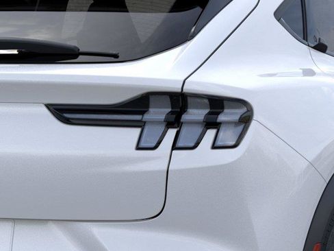 New 2026 Ford Mustang Mach-E Select w/ Comfort Package RWD image 21