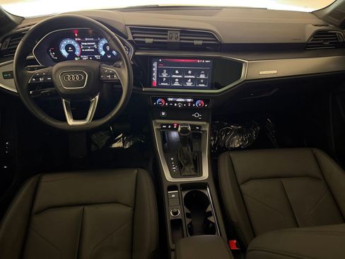 Used 2024 Audi Q3 2.0T Premium w/ Convenience Package AWD/4WD image 16