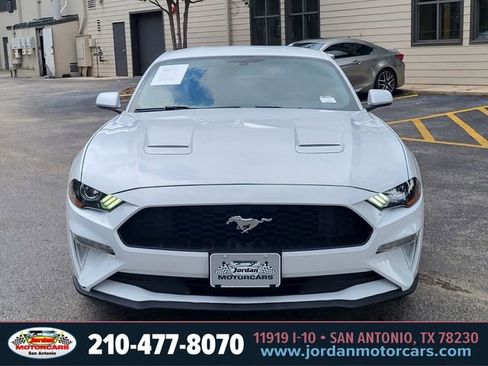 Used 2020 Ford Mustang Coupe RWD image 8