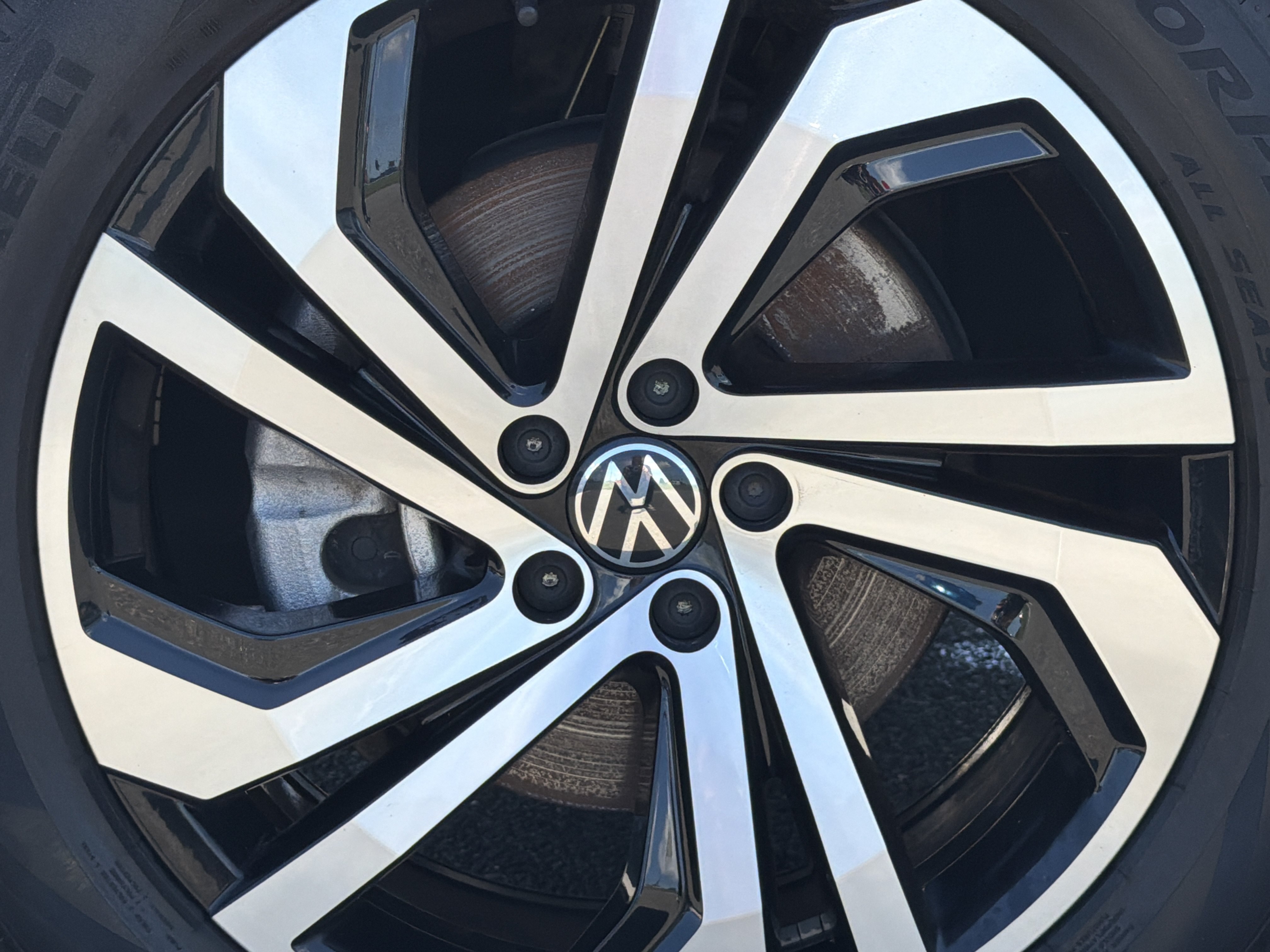Certified 2023 Volkswagen Atlas SEL AWD/4WD image 14