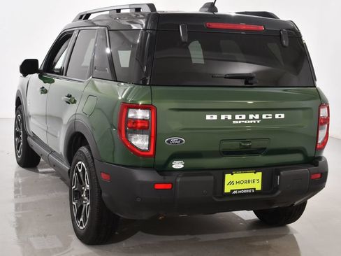 Used 2025 Ford Bronco Sport Outer Banks w/ Outer Banks Tech Package+ AWD/4WD image 14
